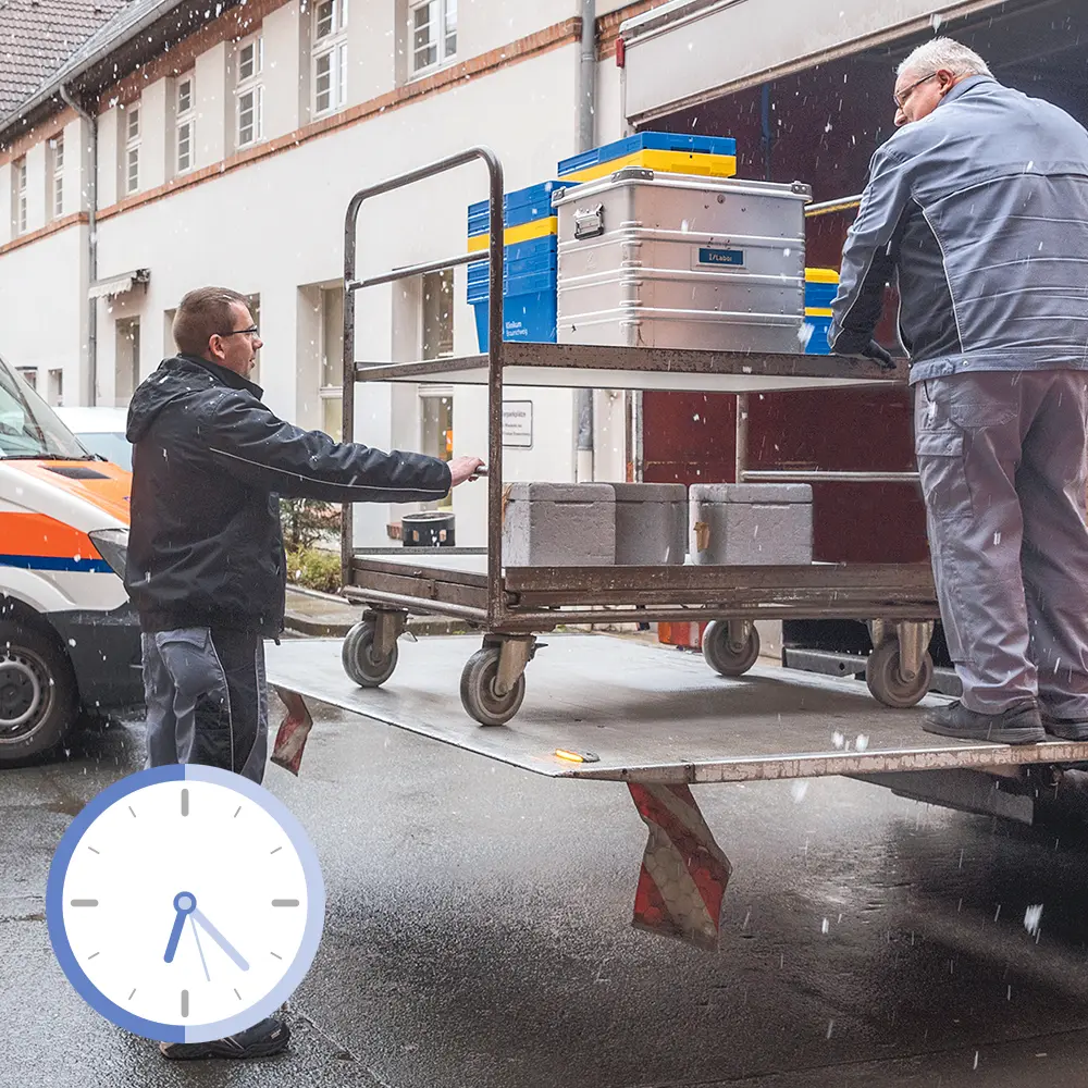 Foto: Nick Neufeld / Uhr: panimoni | iStockphoto.com